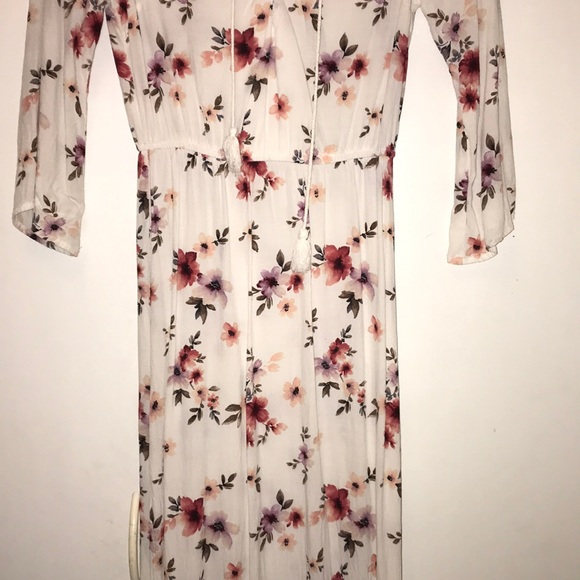 Floral printed dress with slit - Picture 3 of 6